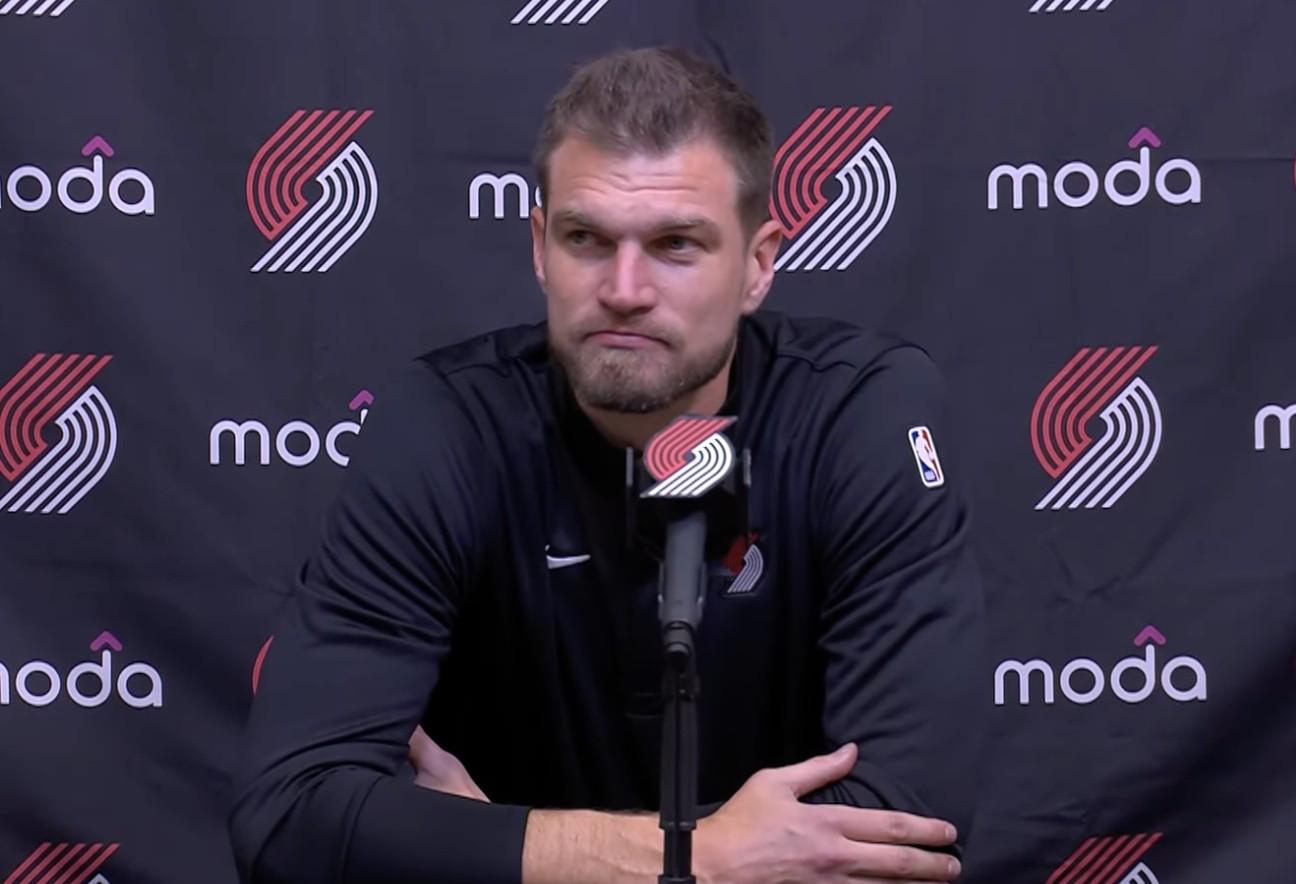 斯普利特:我们本应以更稳妥的方式收下比赛,霍勒迪是球队的财富